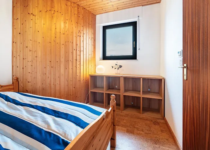 Meer-schillig Daire *